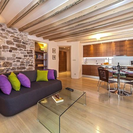 Luxury San Giovanni Apartment 1 Split Værelse billede
